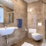 Bobos Place With Jacuzzi And Sauna 46d Βίλα Ουμάγκ