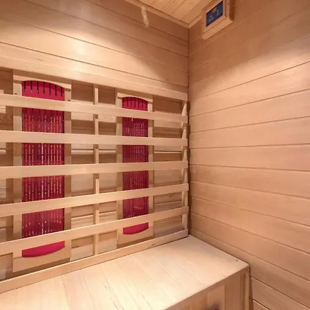 Вилла Bobos Place With Jacuzzi And Sauna 46d Умаг