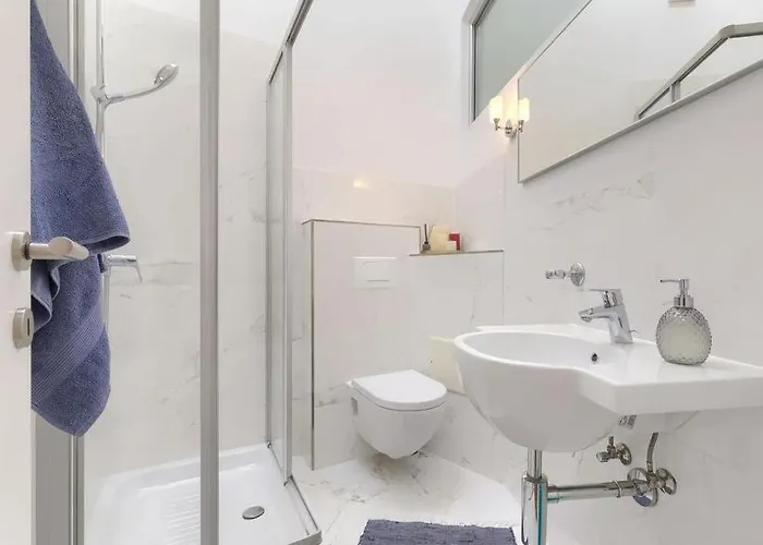 Bobos Place With Jacuzzi And Sauna 46d 우마그