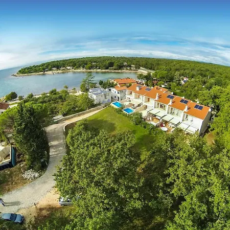 Bobos Place With Jacuzzi And Sauna 46d Umag